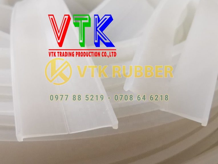 062 noi san xuat ron silicon mau trang chu d o bac lieu 07 min