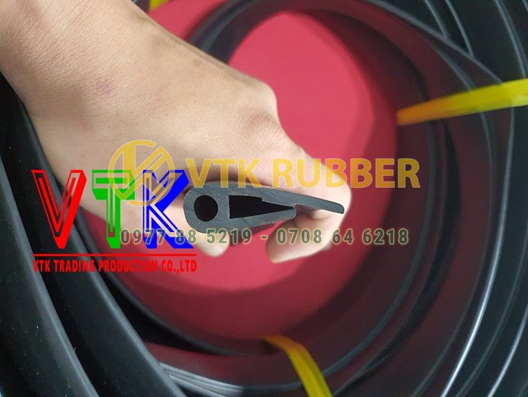 031 xuong san xuat gioang ong silicon chiu nhiet chu d tinh thua thien hue 03 min