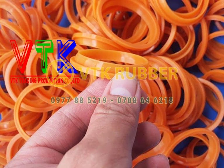 004 xuong cung cap gioang silicon tiet dien vuong o tinh hoa binh 07 min
