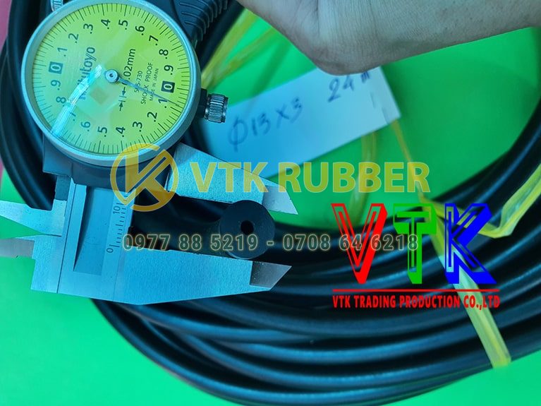 106 ron cao su cua thung xe o tinh thua thien hue 04 min