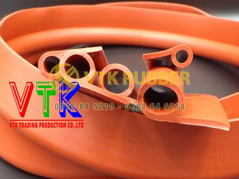 209 gioang cao su cua kinh o tinh tien giang 04 min