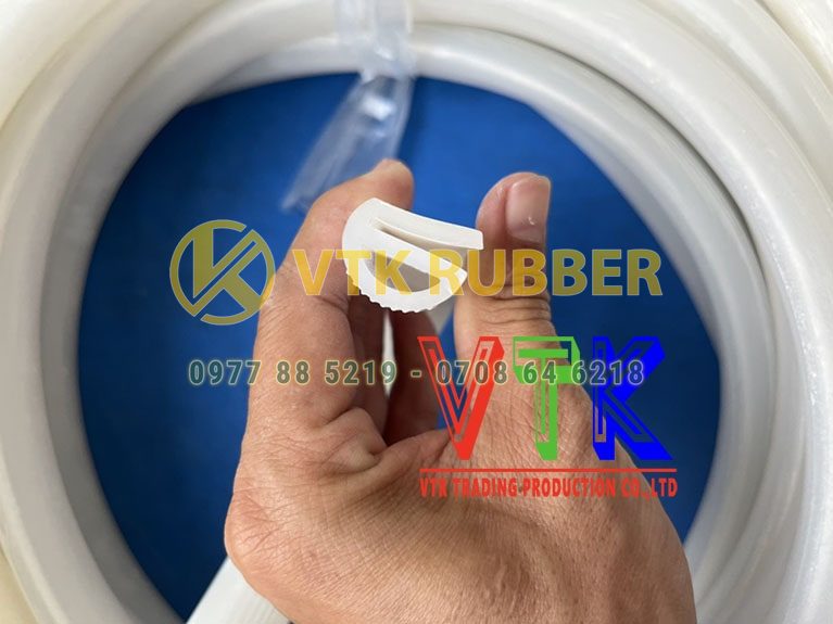 028 noi ban gioang silicon chiu nhiet chu d tinh quang tri 05 min