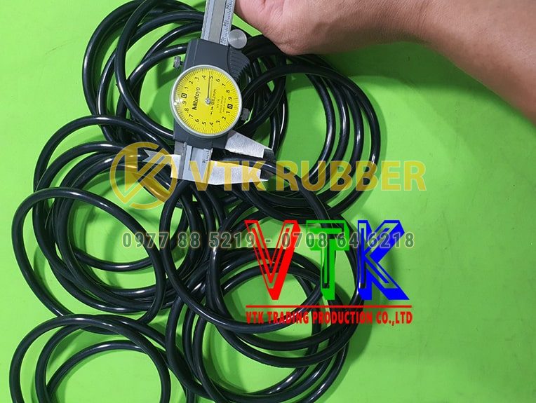 032 san xuat gioang silicon chiu nhiet chu tiet dien vuong trang do tp da nang 03 min