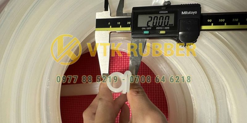 Thiết bị chế biến thực phẩm