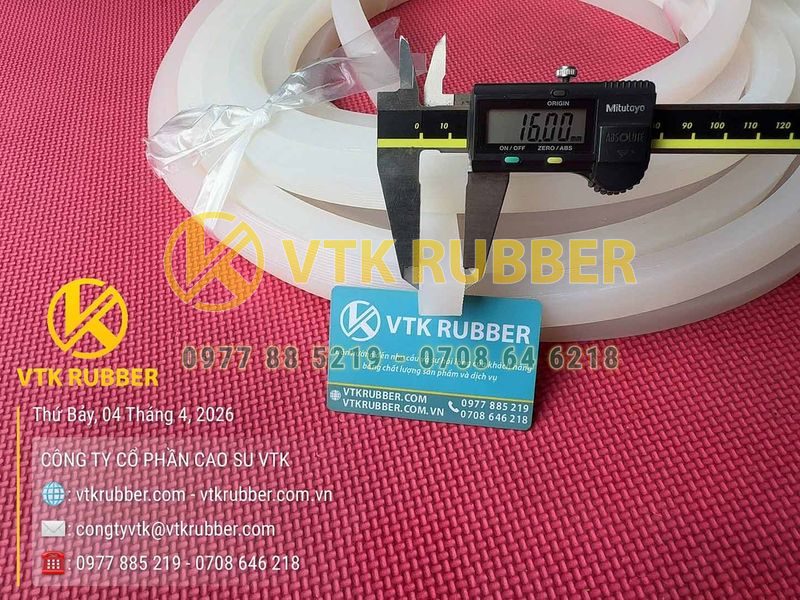Ron silicon trắng sọc gân hình vuông 16x16