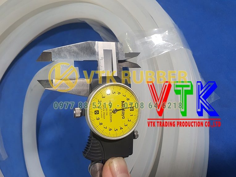 114 ron cao su cua thung xe binh thuan 08 min