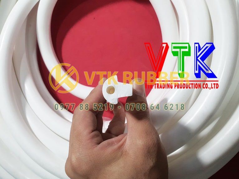 17 xuong san xuat ron silicon cao su chu l o tinh ha nam 04 min