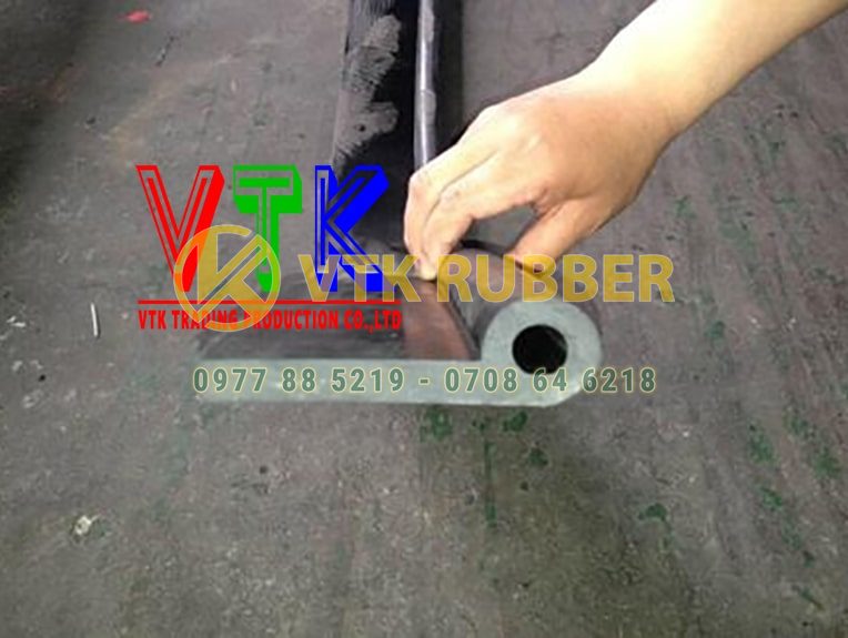 056 gia cong gioang silicon mau xanh chu l o ben tre 06 min