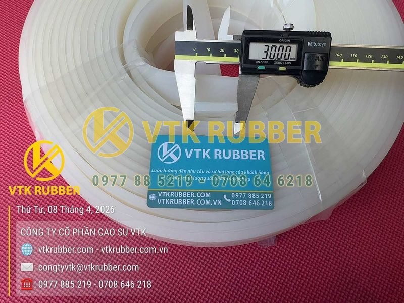 Ron silicon trắng hình chữ nhật 6x30