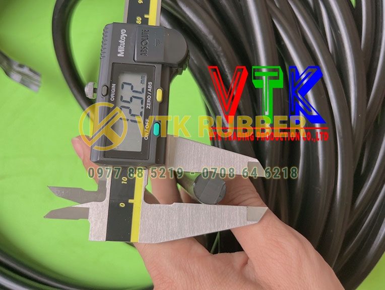 115 ron cao su cua thung xe o tinh kon tum 07 min