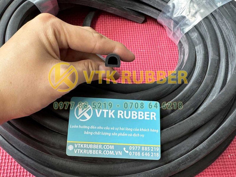 Bán gioăng EPDM xốp chữ D 12x10x2, đàn hồi và bám kín