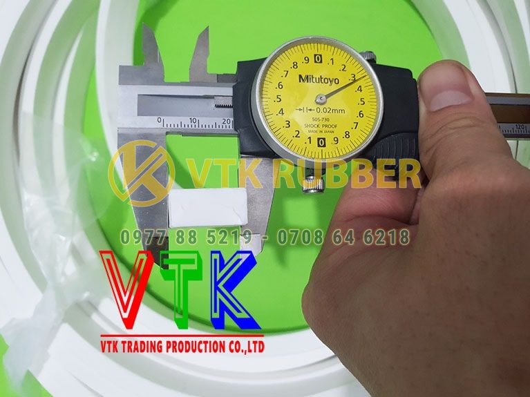 15 gioang cao su chu d lung tron o tinh quang ninh 07 min