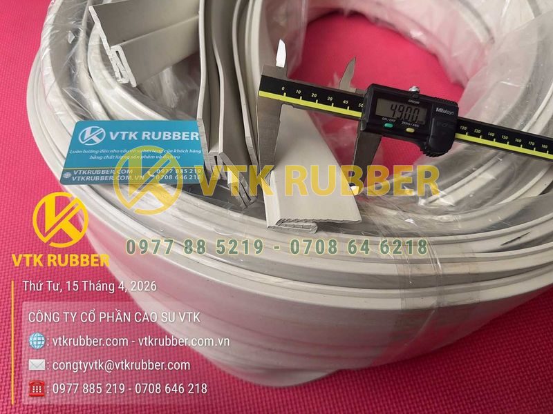Ron cao su EPDM trắng chữ S 49x12x3, khe 2mm