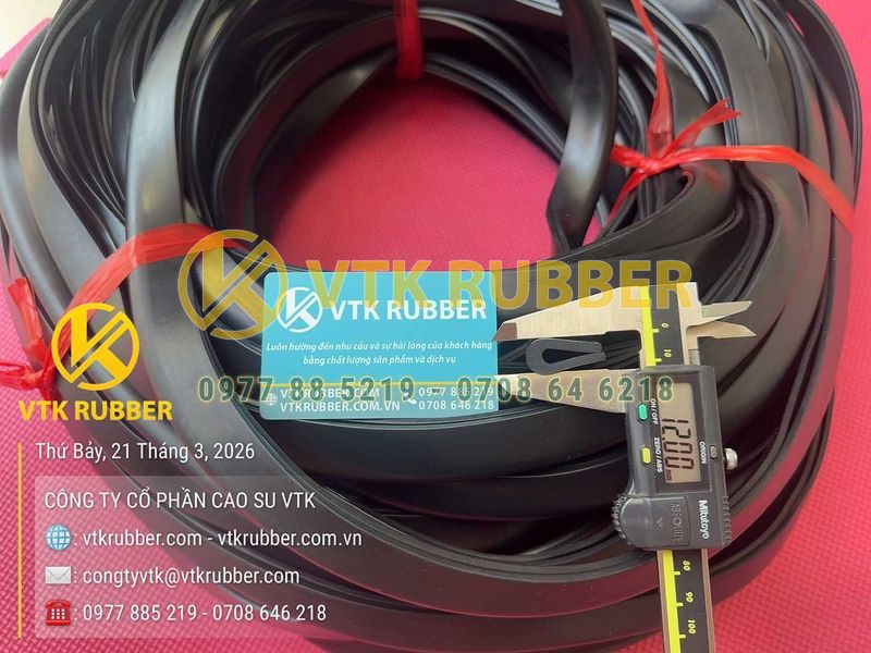 Ron cao su EPDM chữ U 12x25x3, khe 6mm