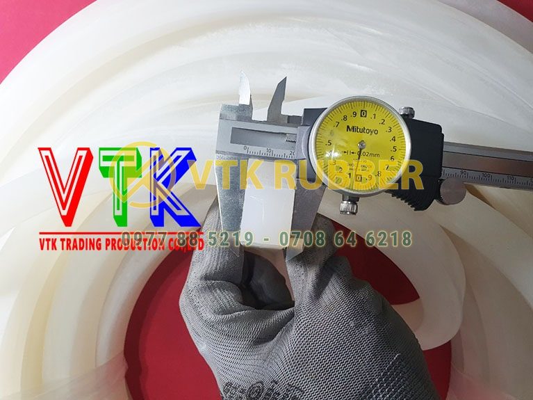 02 mua ron cao su chu p o tinh yen bai 04 min