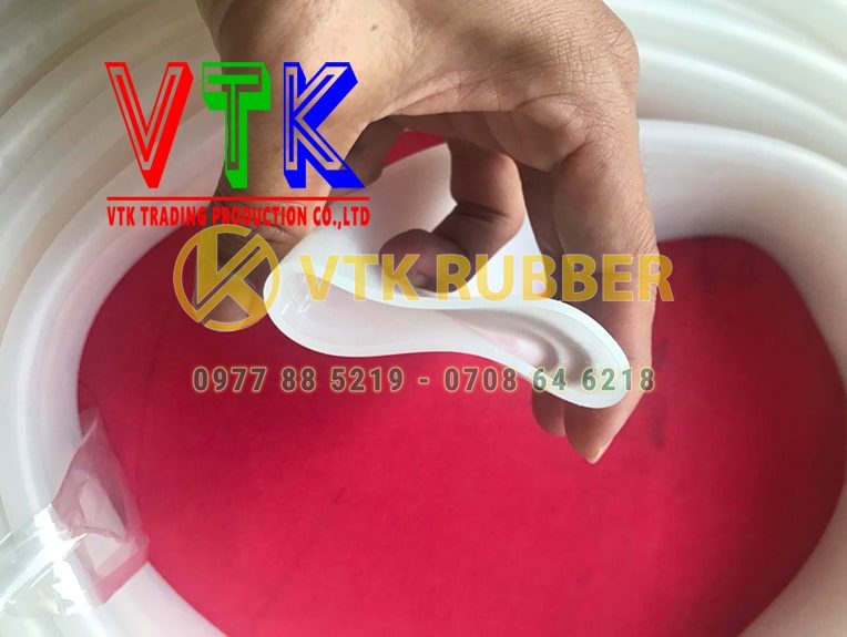 117 ron cao su cua thung xe tinh dak lak 08 min