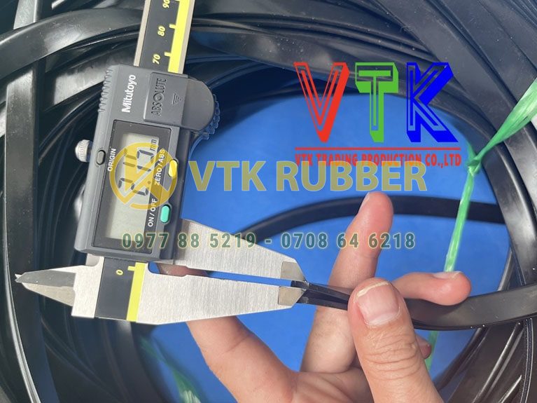 112 ron cao su cua thung xe o khanh hoa 04 min