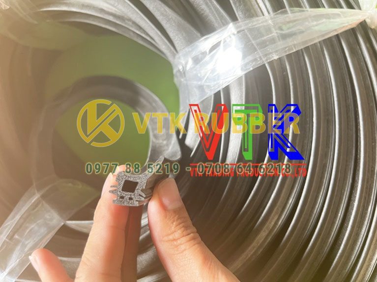 014 noi ban gioang cao su chu t chiu nhiet o tinh bac giang 06 min