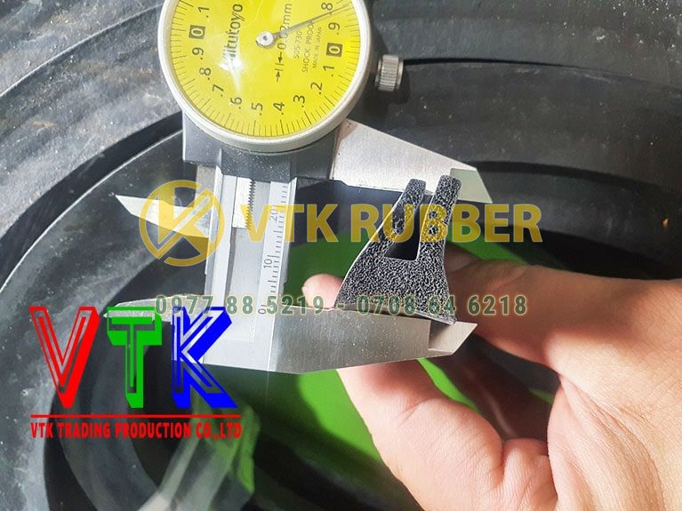 003 noi ban gioang silicon tiet dien hinh chu nhat o tinh dien bien 04 min