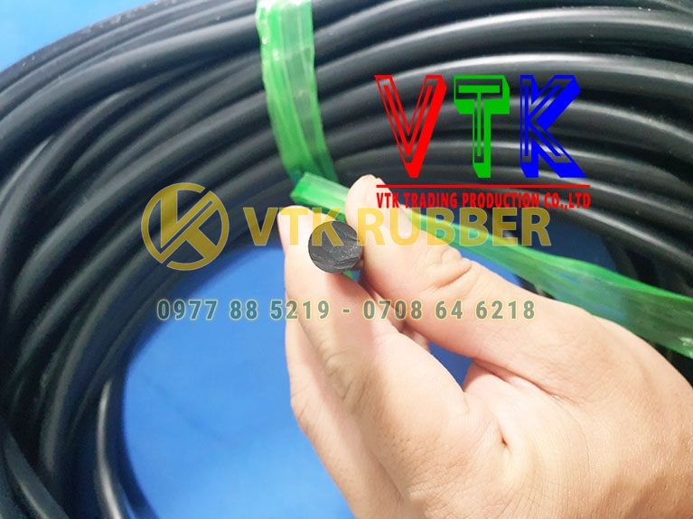 011 cong ty ban gioang silicon mau trang chu u o tinh tuyen quang 06 min