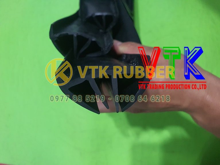 028 xuong cung cap gioang silicon chiu nhiet chu e tinh quang tri 06 min