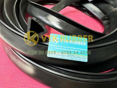 Ron chữ U khe 5mm, 10mm là gì? Kích thước chuẩn và ứng dụng phổ biến