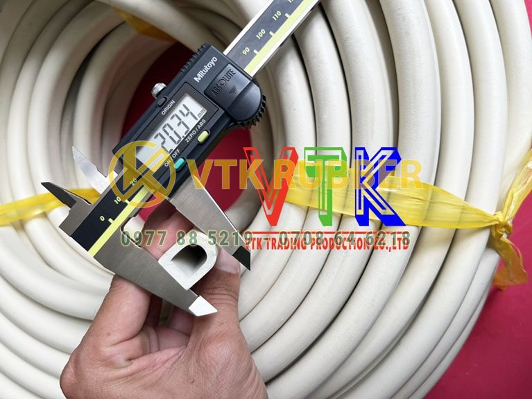 010 noi san xuat gioang silicon chiu nhiet do chu e o tinh lang son 05 min