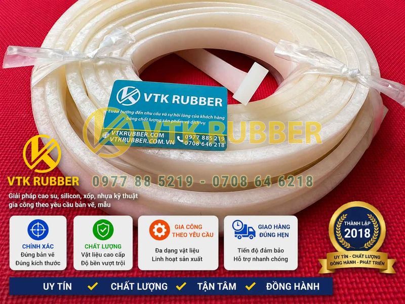 Ron silicon trắng chữ nhật 10x25