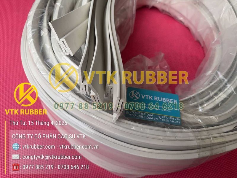 Ron cao su EPDM trắng chữ S 49x12x3, khe 2mm