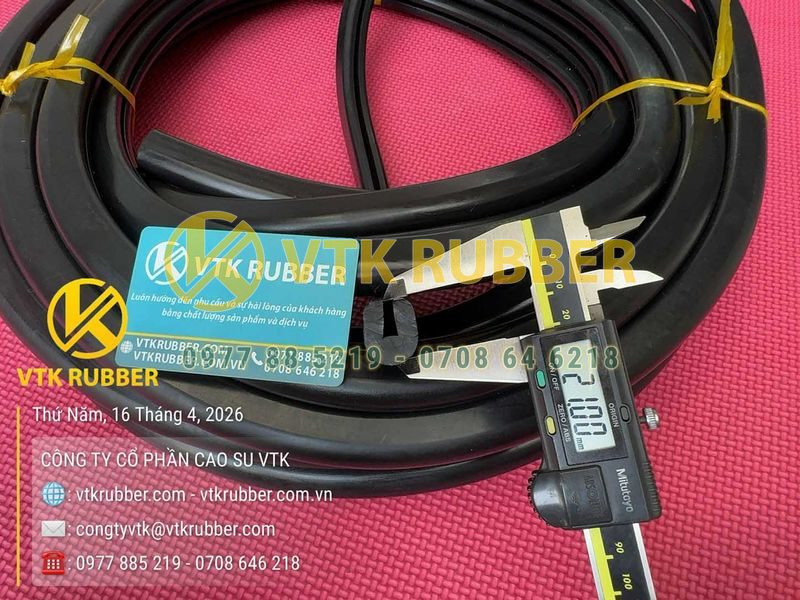 Ron cao su EPDM, NBR chữ U 18x21x6, khe 6mm