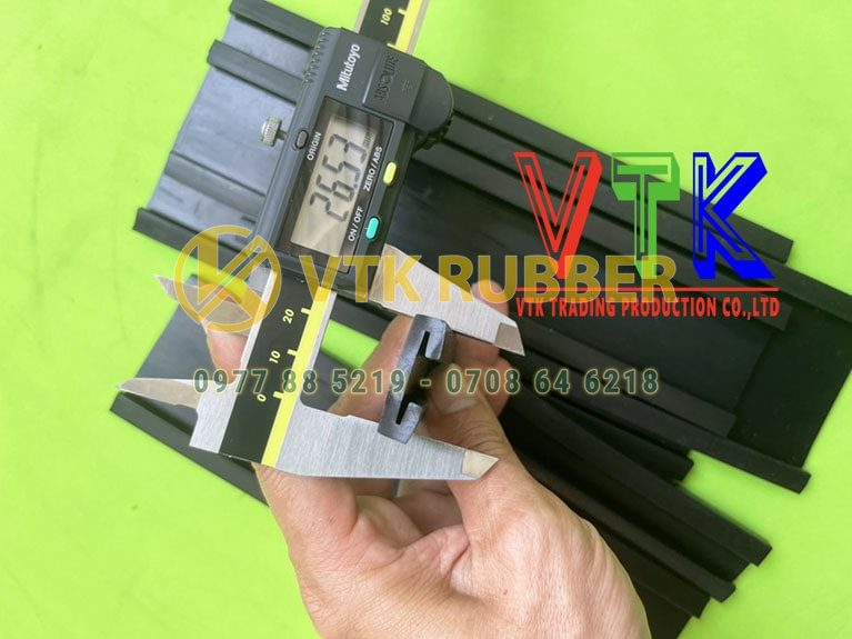 017 ban gioang cao su chu p cu toi chiu nhiet o tinh ha nam 06 min