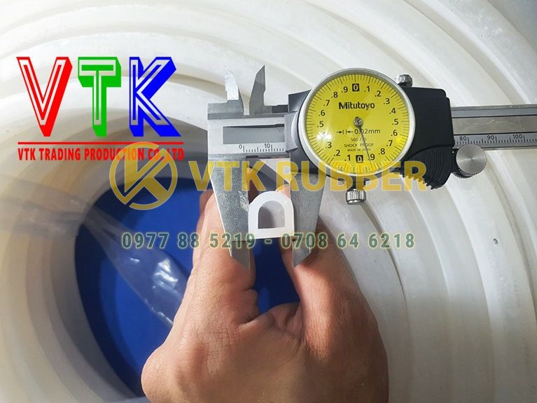 15 ban ron cao su chu l chiu luc o tinh quang ninh 06 min