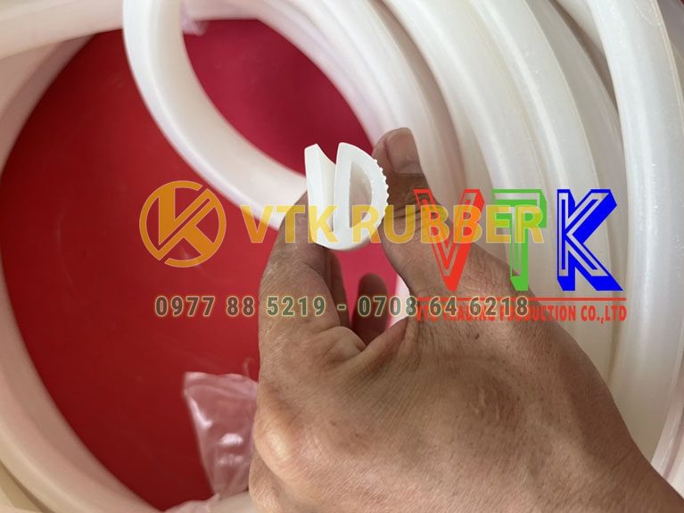 028 co so cung cap gioang silicon chiu nhiet chu y tinh quang tri 04 min