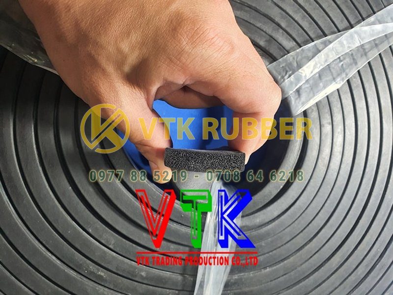 Ron cao su xốp EPDM chữ nhật 25x45 phù hợp ứng dụng công nghiệp, xây dựng