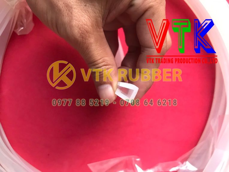 034 cung cap day silicon dac trang tiet dien chu nhat chiu nhiet o tinh quang ngai 08 min