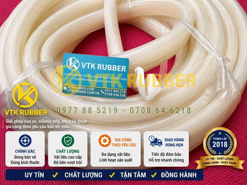 Ron silicon trắng chữ U 26x33x5.5