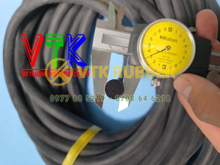 114 ron cao su cua thung xe binh thuan 07 min