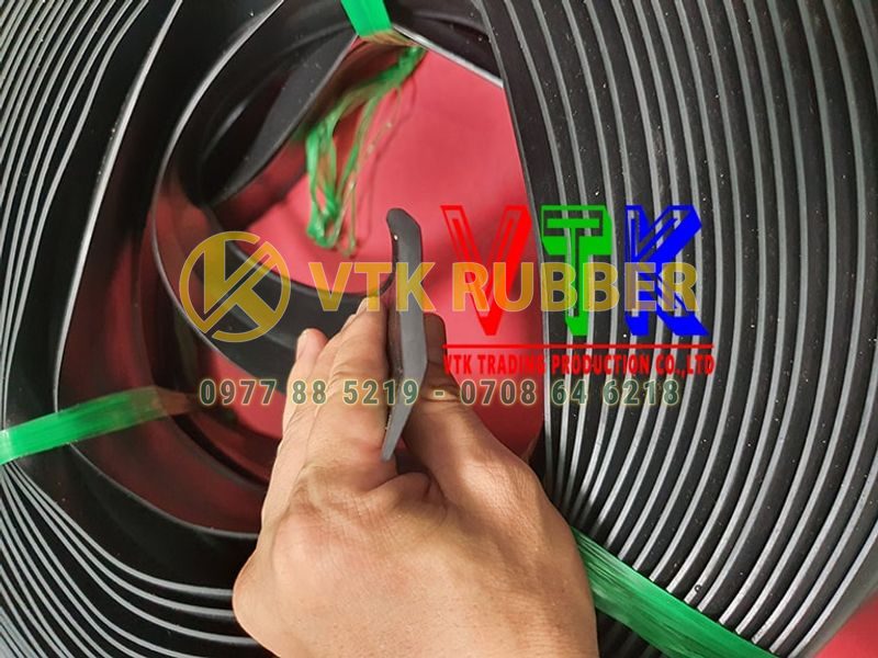 Gioăng cao su chữ L theo yêu cầu