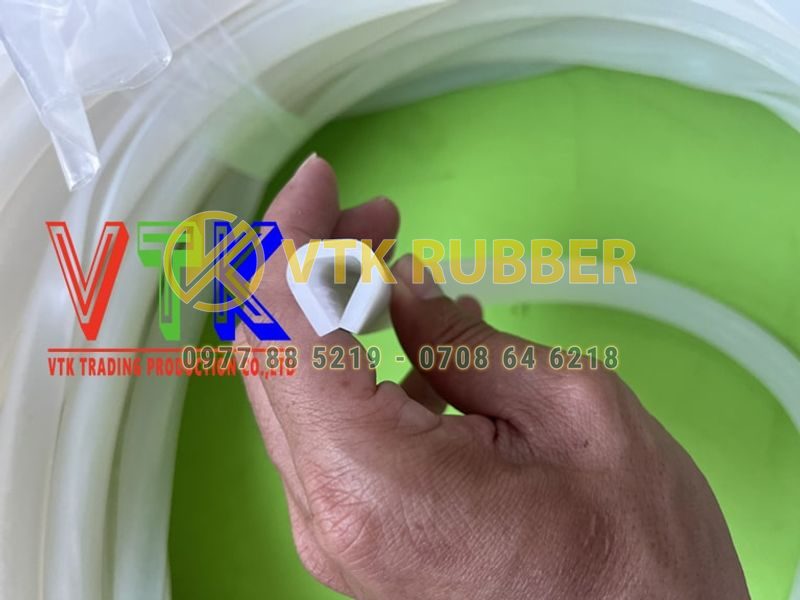 Gioăng silicon trắng chữ U