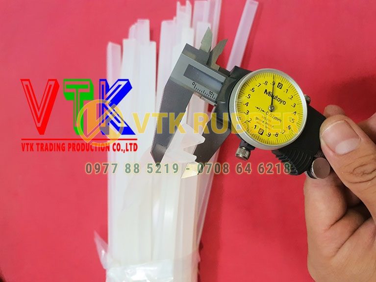 001 xuong cung cap gioang silicon chu e o lao cai 07 min