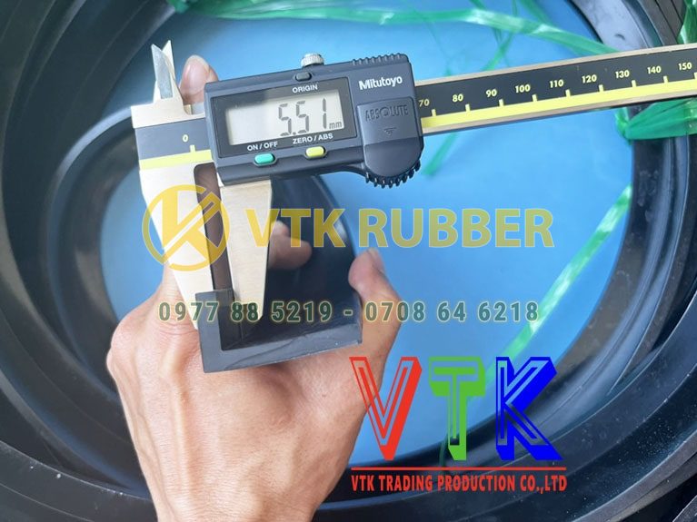 025 noi san xuat ong silicon trang trong chiu nhiet o tinh vinh phuc 05 min