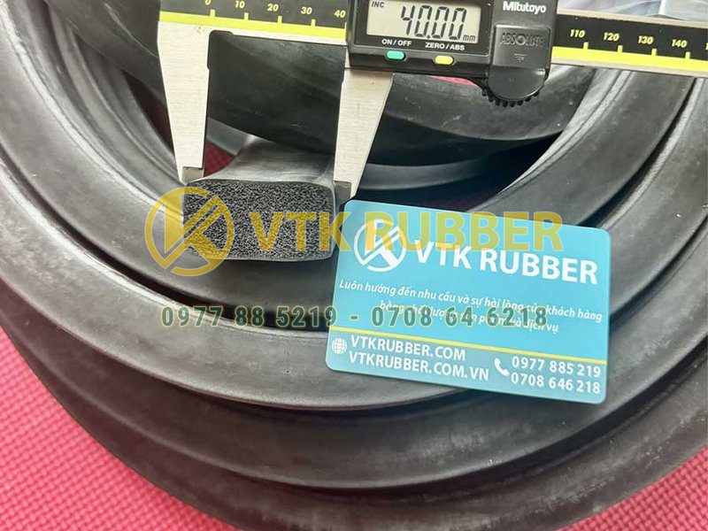Ron cao su xốp EPDM chữ nhật 20x40 dùng cho cách âm, chống thấm