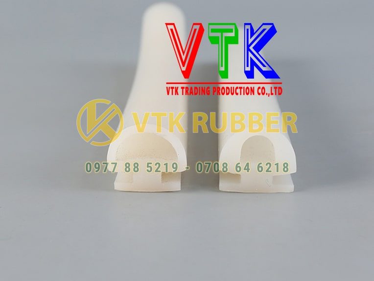 211 gioang cao su boc kem o tinh ben tre 04 min