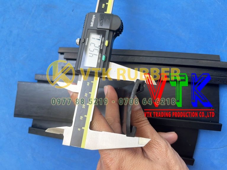 003 xuong cung cap gioang silicon tu say cong nghiep o tinh dien bien 07 min