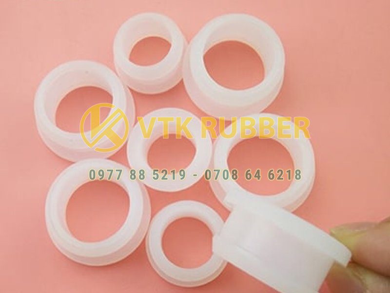 Nút silicon chèn kín khí màu trắng ở Thừa Thiên Huế