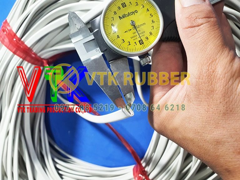 025 noi san xuat ong silicon trang trong chiu nhiet o tinh vinh phuc 06 min