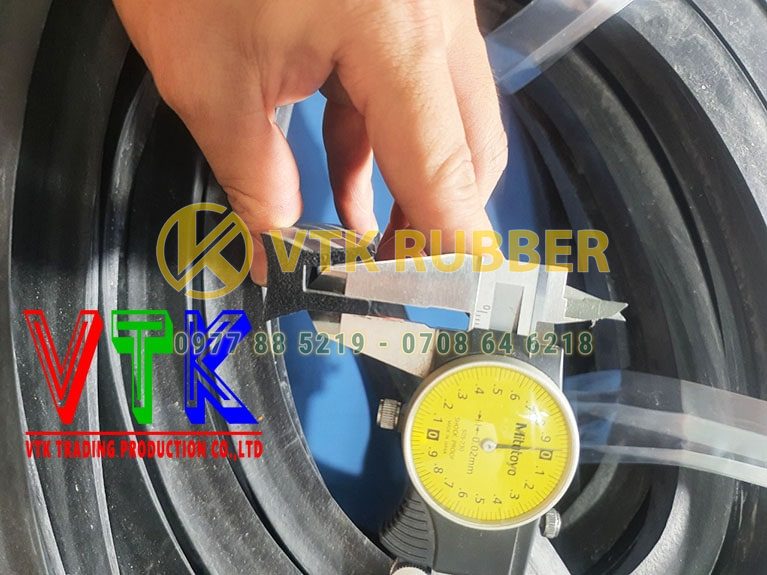 023 xuong cung cap giang silicon mau trang vang den chu t o tinh ninh binh 07 min