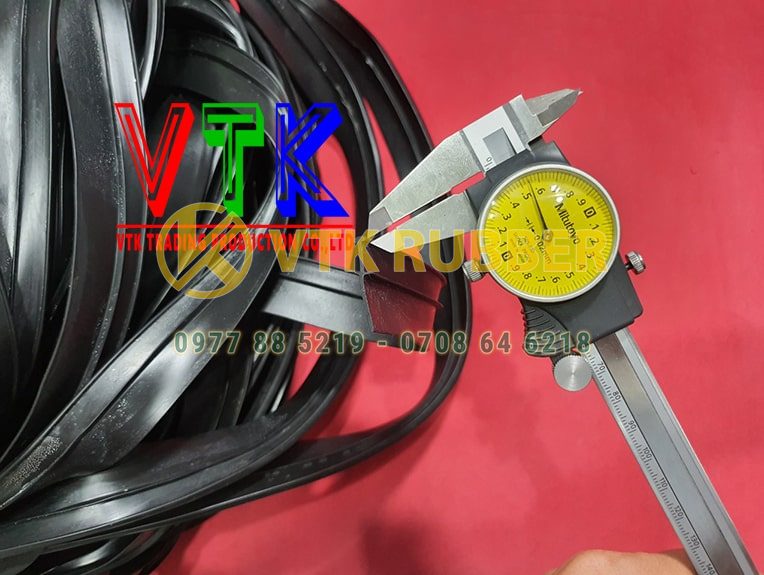 116 ron cao su cua thung xe o tinh gia lai 04 min