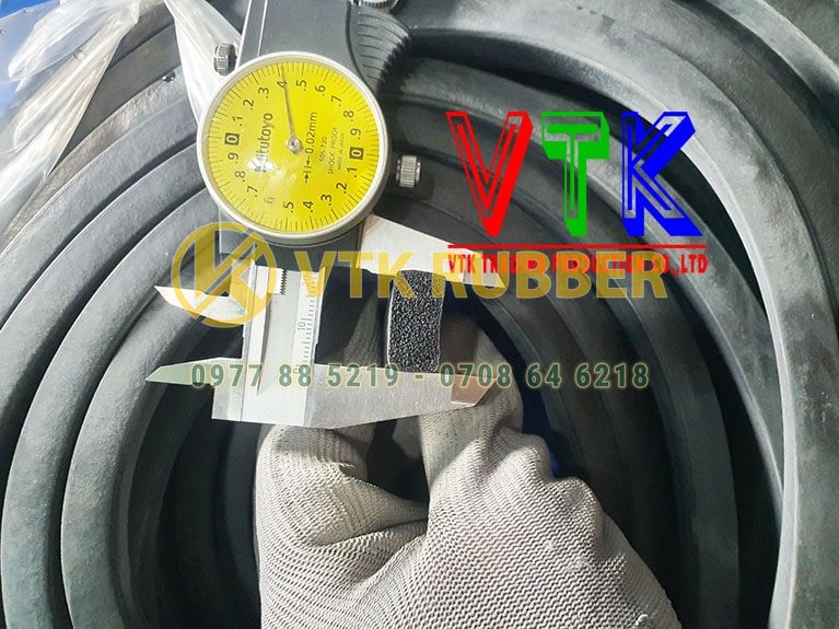 016 xuong san xuat ong deo silicone o tinh bac ninh 07 min