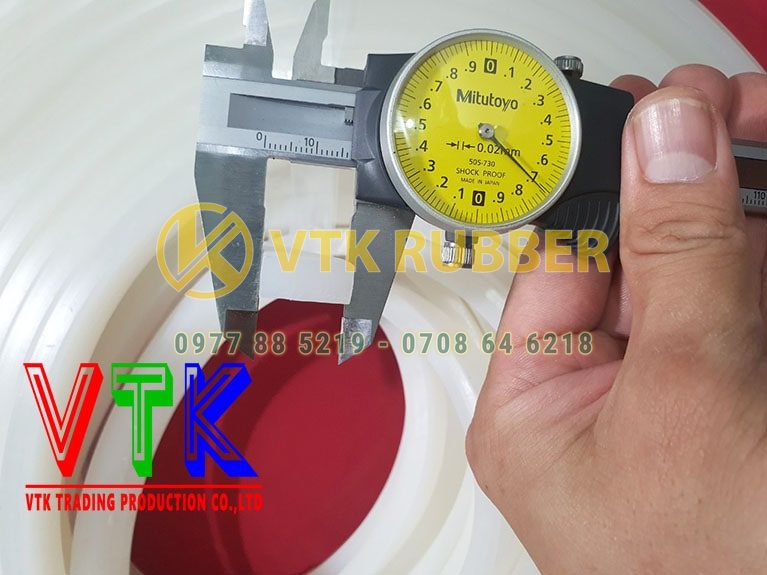 07 noi ban ron cao su den dac chu d chiu luc o tinh ha giang 07 min